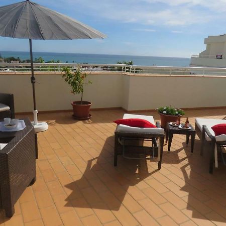 Sweden Apartment - Top Floor One Bedroom With Sea Views - Rs Lagos Exterior photo
