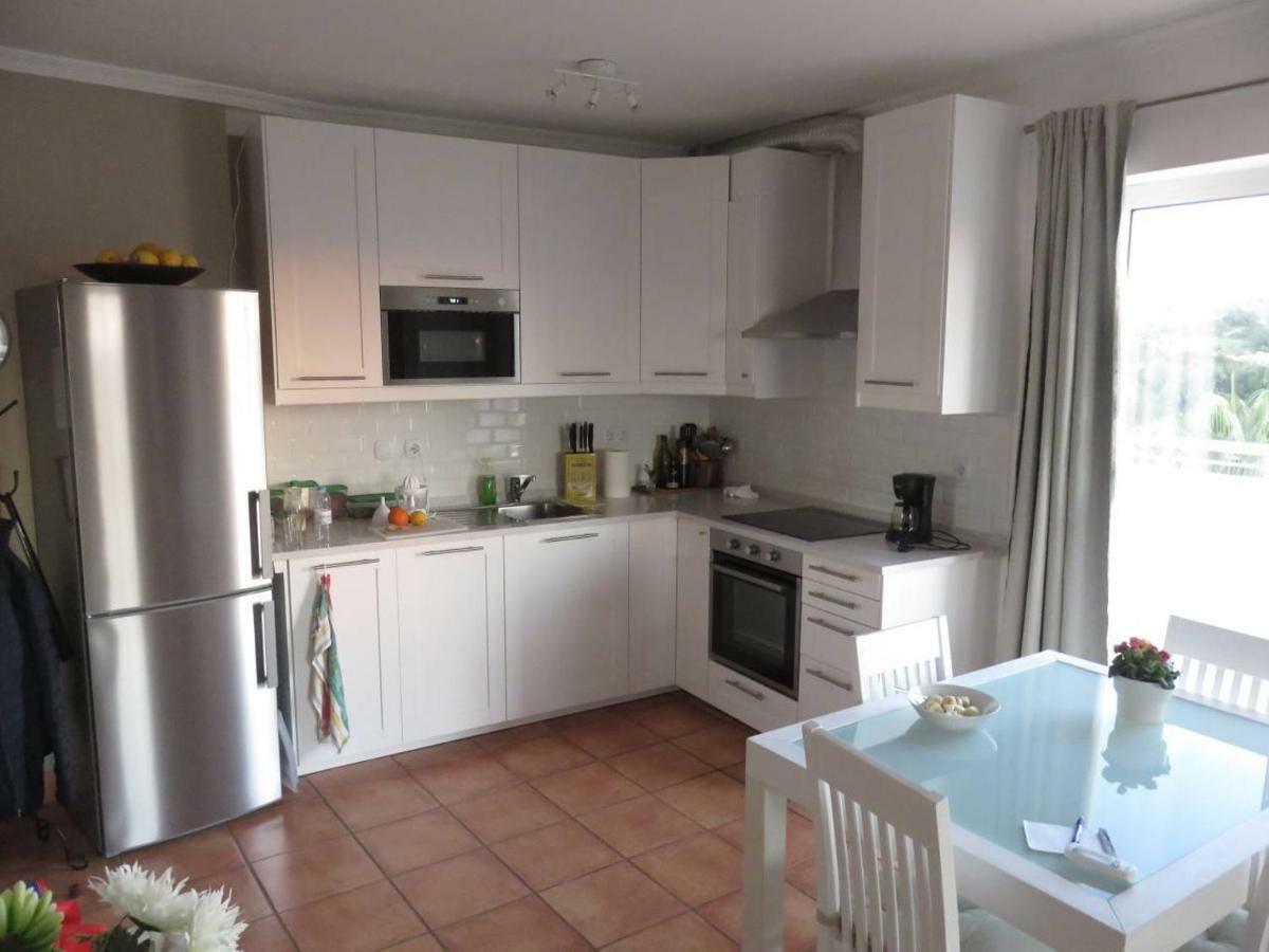 Sweden Apartment - Top Floor One Bedroom With Sea Views - Rs Lagos Exterior photo